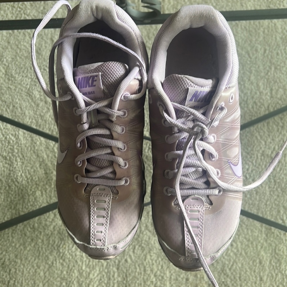 Lavender NIKE, size 9 fair condition!